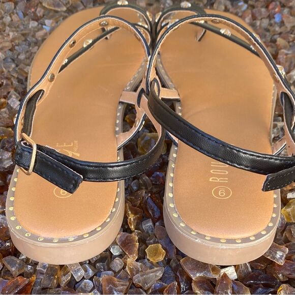 Rouge Helium Black Sandals w/ Gold Starburst Studs. Size 9. EUC - Picture 3 of 5